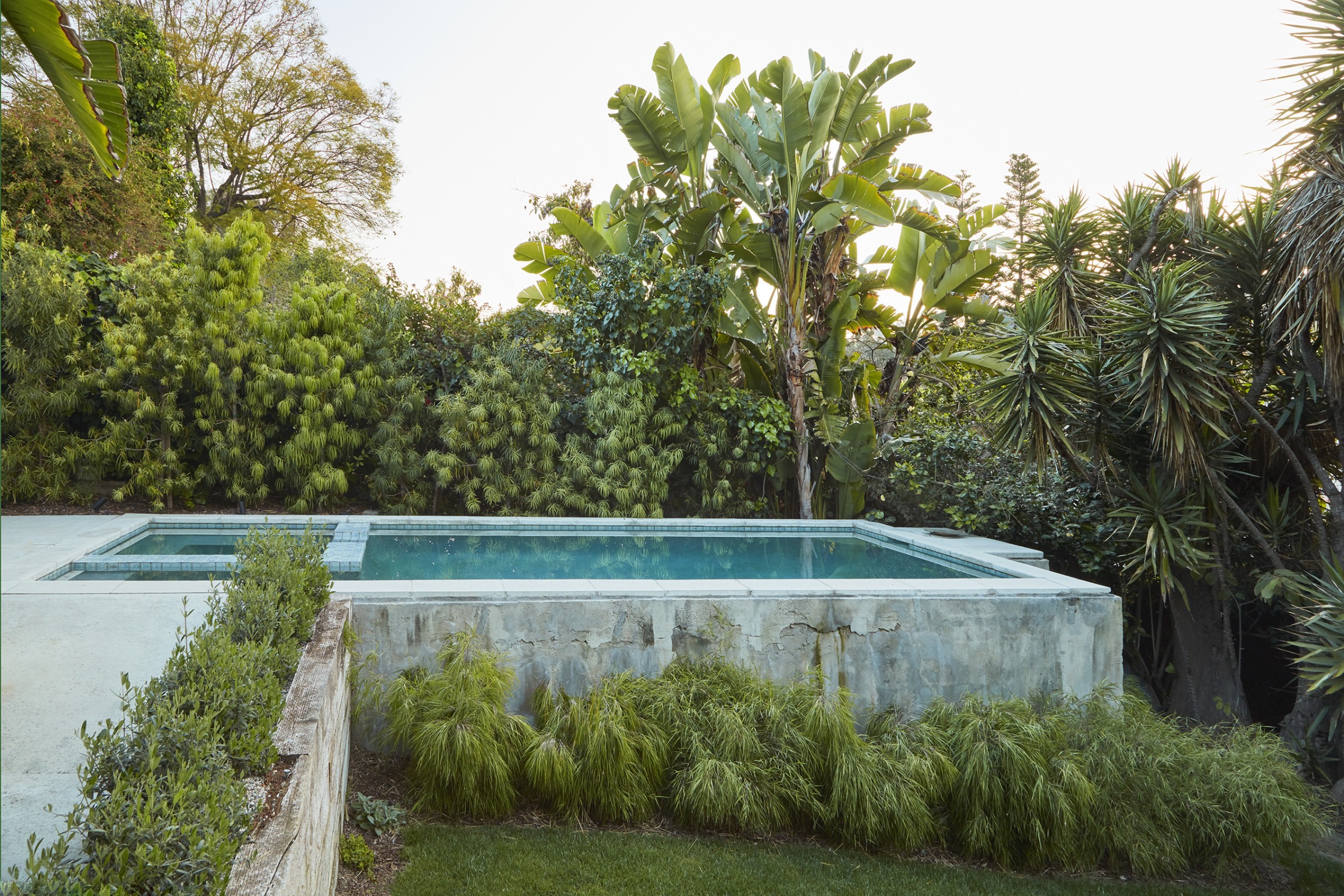 WESTERLY TERRACE | TERREMOTO.LA